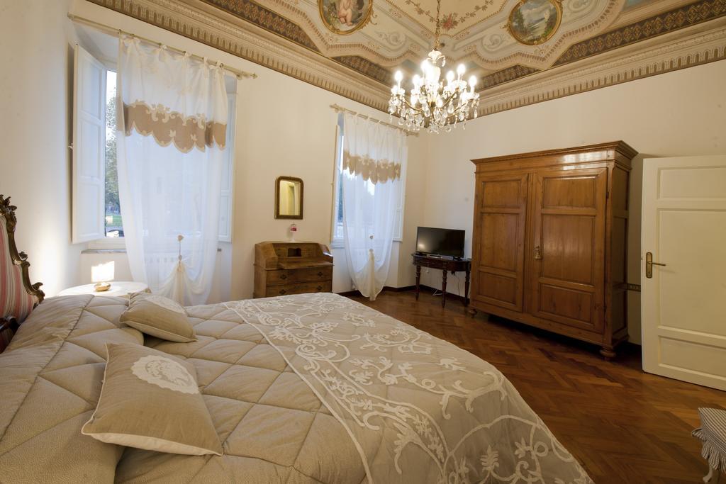 B&B Ester Пиза Стая снимка
